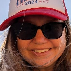 Meet your Posher, Dawn